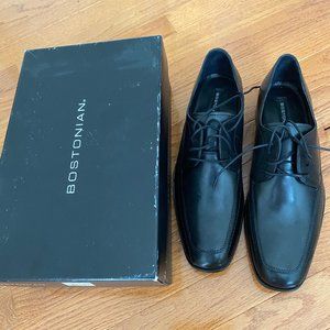Bostonian Purnel men's shoes black size 9M.  Brand new in box.